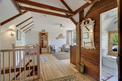 139 Main Street Vineyard Haven MA 02568