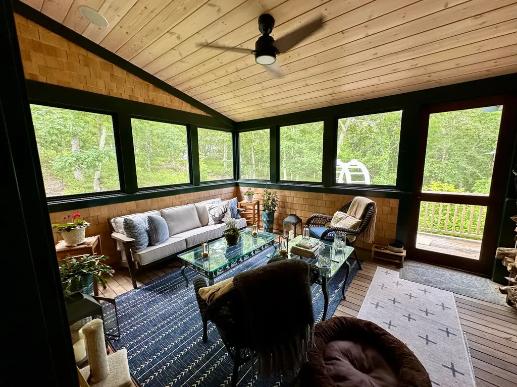 96 Hammett Lane Chilmark MA 02535