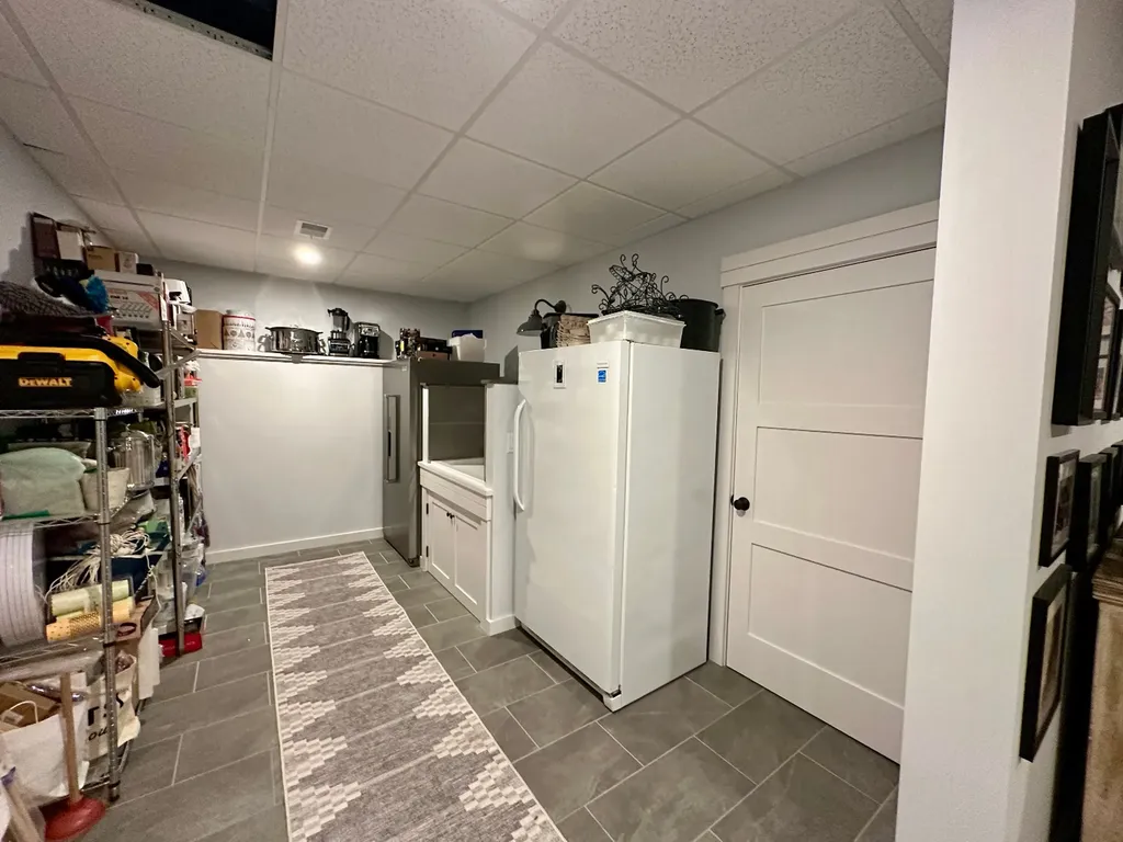 96 Hammett Lane Chilmark MA 02535