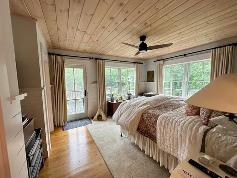 96 Hammett Lane Chilmark MA 02535