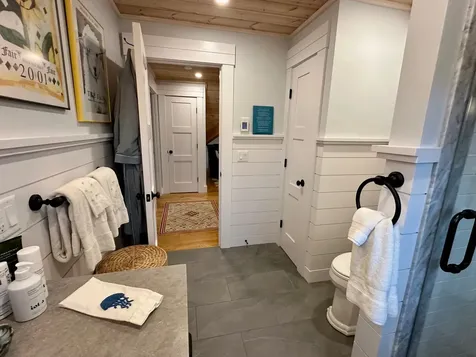 96 Hammett Lane Chilmark MA 02535