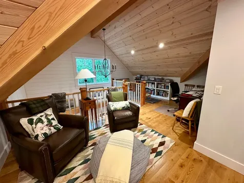 96 Hammett Lane Chilmark MA 02535