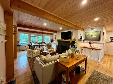 96 Hammett Lane Chilmark MA 02535
