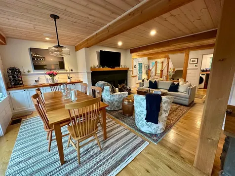 96 Hammett Lane Chilmark MA 02535