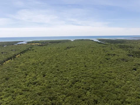 32 Edgartown-west Tisbury Road West Tisbury MA 02575