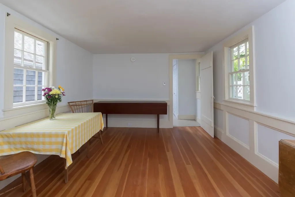 40 Scotchmans Lane West Tisbury MA 02575