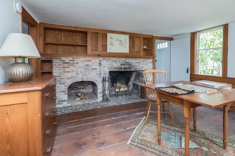 40 Scotchmans Lane West Tisbury MA 02575