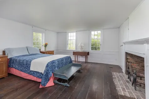 40 Scotchmans Lane West Tisbury MA 02575