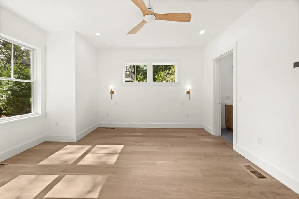 34 Davis Street Vineyard Haven MA 02568