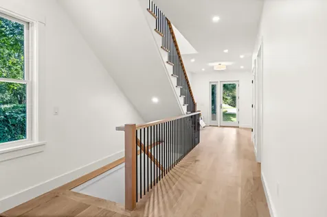 34 Davis Street Vineyard Haven MA 02568