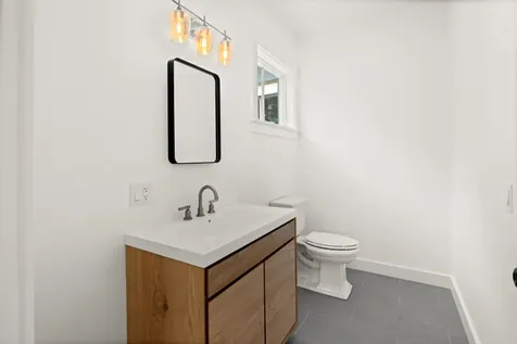 34 Davis Street Vineyard Haven MA 02568