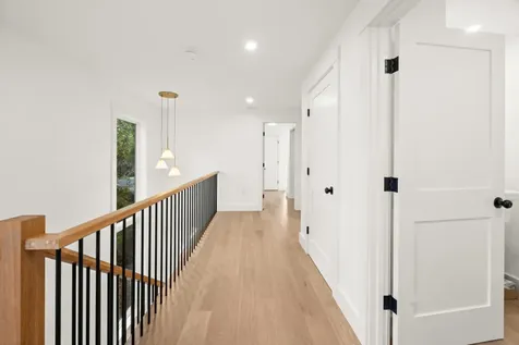 34 Davis Street Vineyard Haven MA 02568