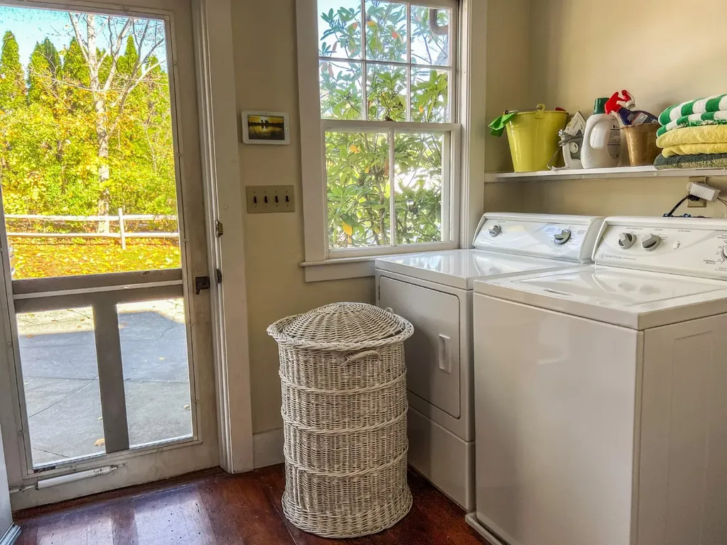 33 Goethals Way Vineyard Haven MA 02568