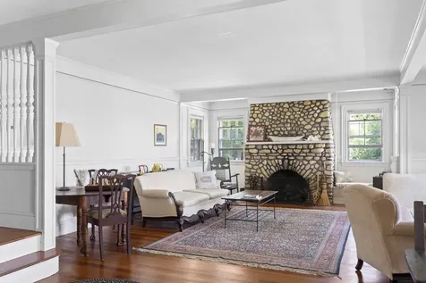 33 Goethals Way Vineyard Haven MA 02568