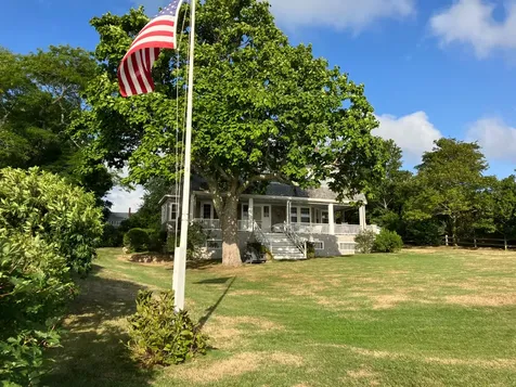 33 Goethals Way Vineyard Haven MA 02568