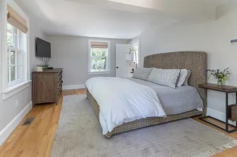 28 Marthas Road Edgartown MA 02539