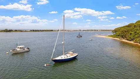 129 Beach Road Vineyard Haven MA 02568