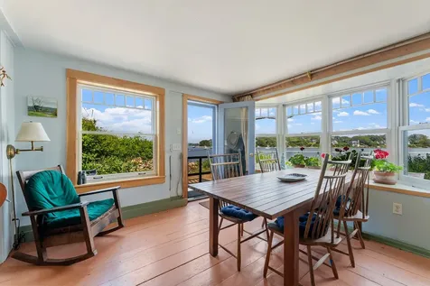 129 Beach Road Vineyard Haven MA 02568