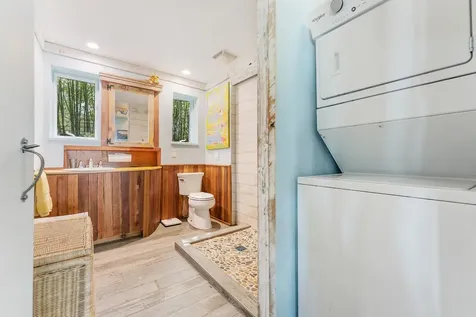 129 Beach Road Vineyard Haven MA 02568