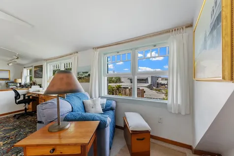 129 Beach Road Vineyard Haven MA 02568