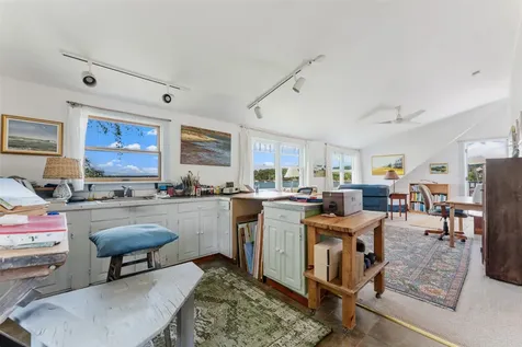 129 Beach Road Vineyard Haven MA 02568