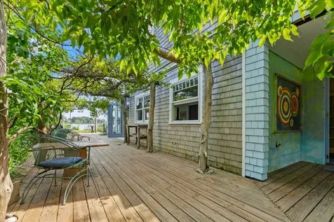 129 Beach Road Vineyard Haven MA 02568