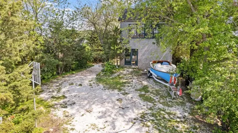 129 Beach Road Vineyard Haven MA 02568