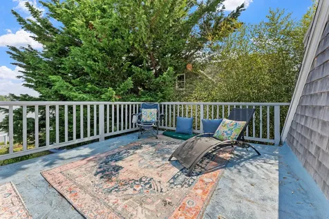 129 Beach Road Vineyard Haven MA 02568