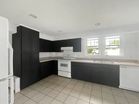 124 Skiff Avenue Vineyard Haven MA 02568