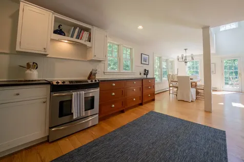 96 Pond View Drive Oak Bluffs MA 02557