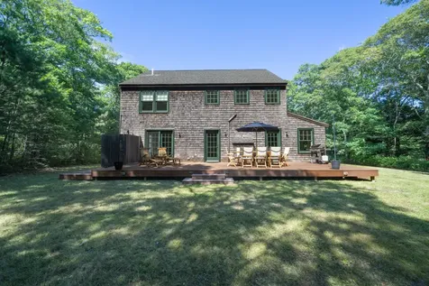 96 Pond View Drive Oak Bluffs MA 02557