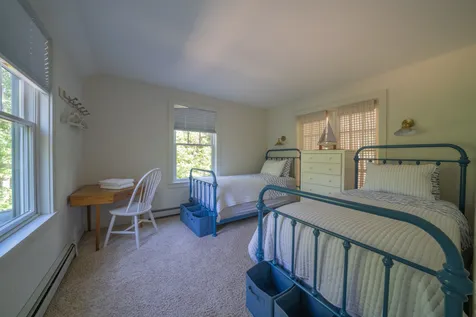 96 Pond View Drive Oak Bluffs MA 02557