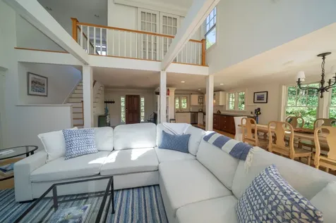 96 Pond View Drive Oak Bluffs MA 02557