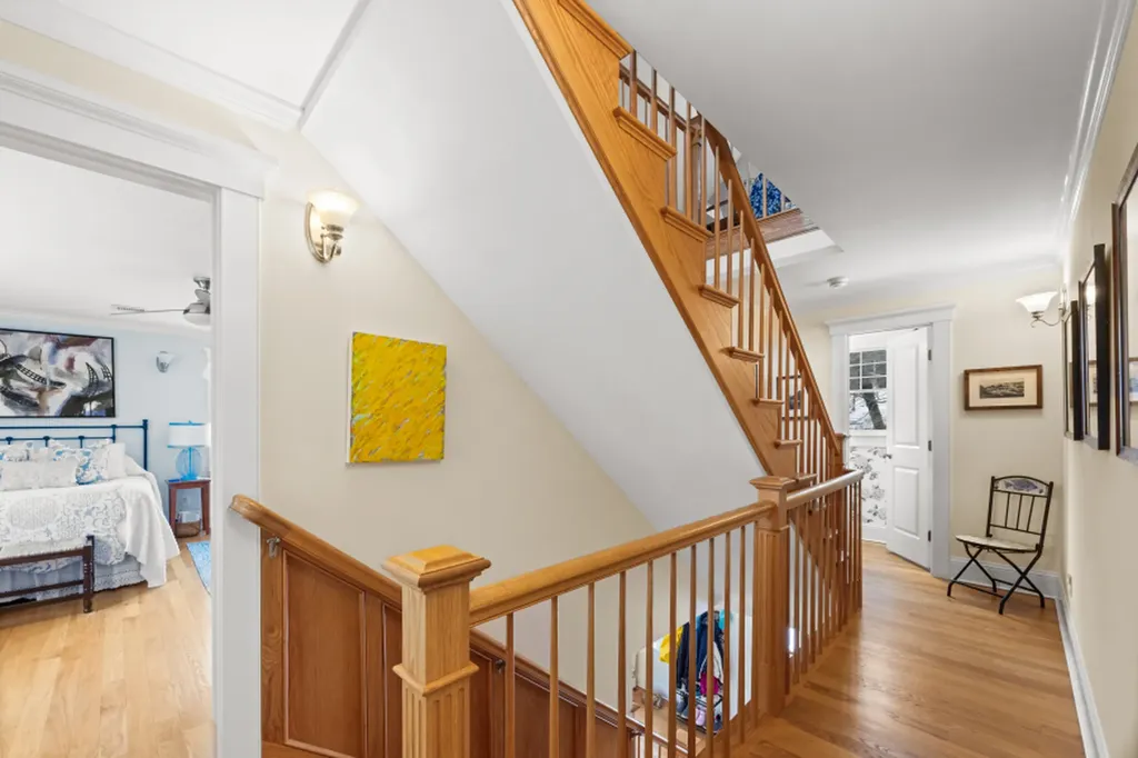 61 Causeway Road Vineyard Haven MA 02568
