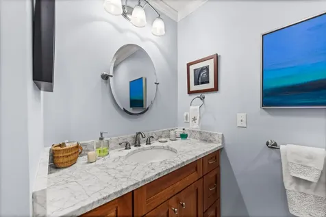 61 Causeway Road Vineyard Haven MA 02568