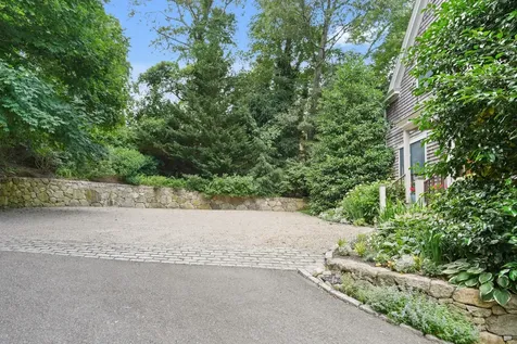 61 Causeway Road Vineyard Haven MA 02568