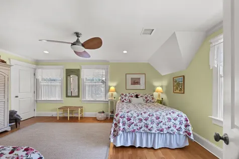 61 Causeway Road Vineyard Haven MA 02568