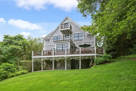 61 Causeway Road Vineyard Haven MA 02568