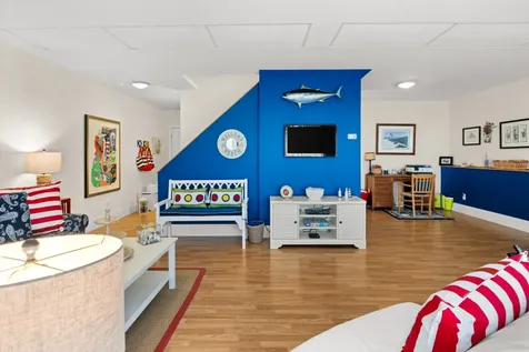 61 Causeway Road Vineyard Haven MA 02568