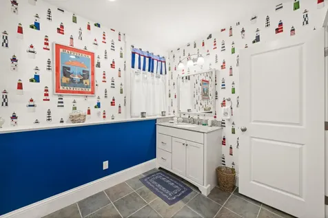 61 Causeway Road Vineyard Haven MA 02568