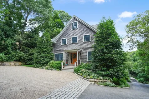 61 Causeway Road Vineyard Haven MA 02568