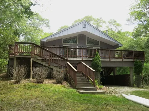 140 Longview Road West Tisbury MA 02575