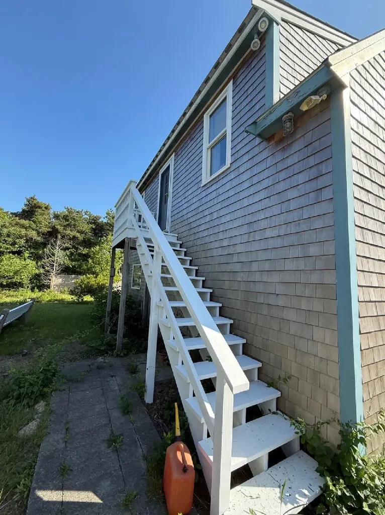 2 Farmers Road Edgartown MA 02539