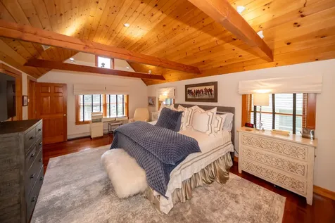 26 Tia Anna Lane Oak Bluffs MA 02557