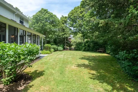 26 Tia Anna Lane Oak Bluffs MA 02557