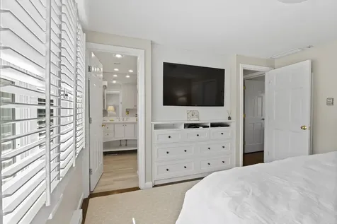 21 Kitts Field Circle Edgartown MA 02539