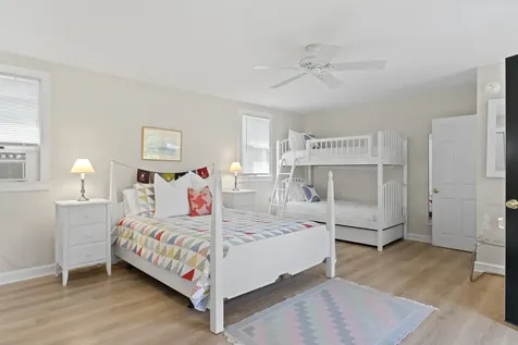 21 Kitts Field Circle Edgartown MA 02539