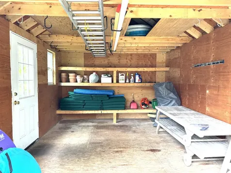 21 Kitts Field Circle Edgartown MA 02539