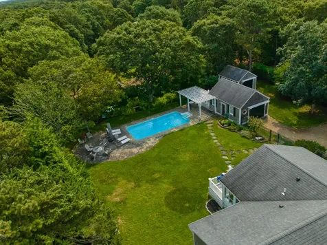 21 Kitts Field Circle Edgartown MA 02539