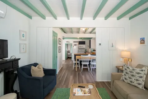 9 Brunswick Avenue Oak Bluffs MA 02557